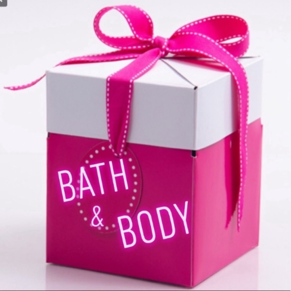 ITS A SURPRISE ALL BATH AND BODY WORKS ALL NEW